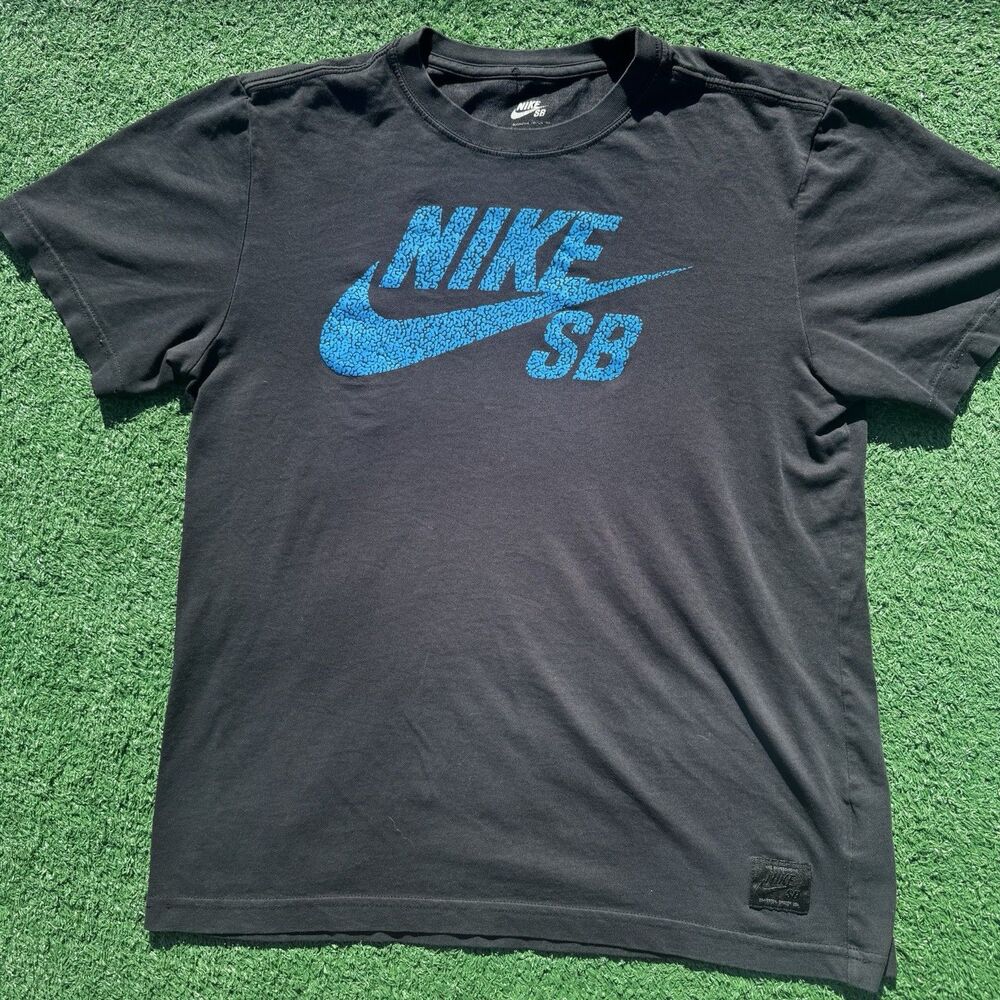 Nike SB T Shirt Mens Small Black Blue Logo Skateboarding Graphic Tee
